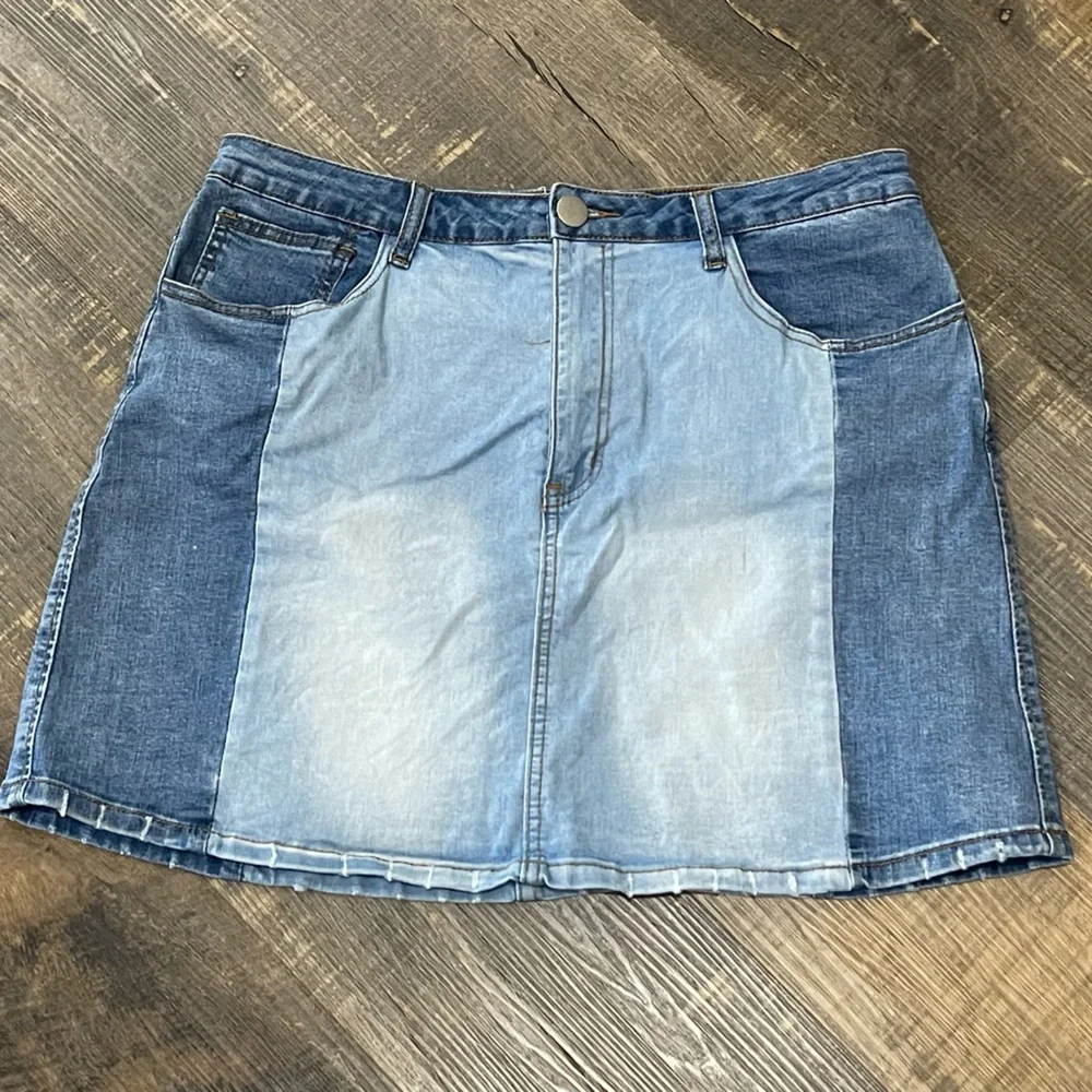Women’s Jean Skirt - Picture 1 of 6